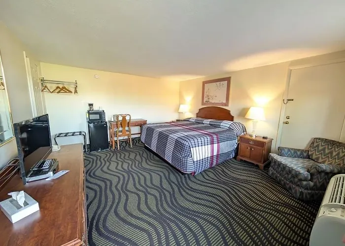 The Falls Motel - 2 Mi To " Watkins Glen State Park, Seneca Lake " And 4 Mi To Watkins Glen International Track " The Glen "